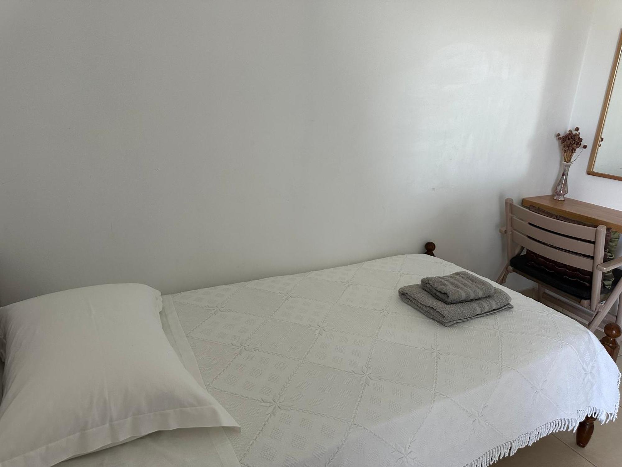 Elea Guesthouse Himare Exterior photo